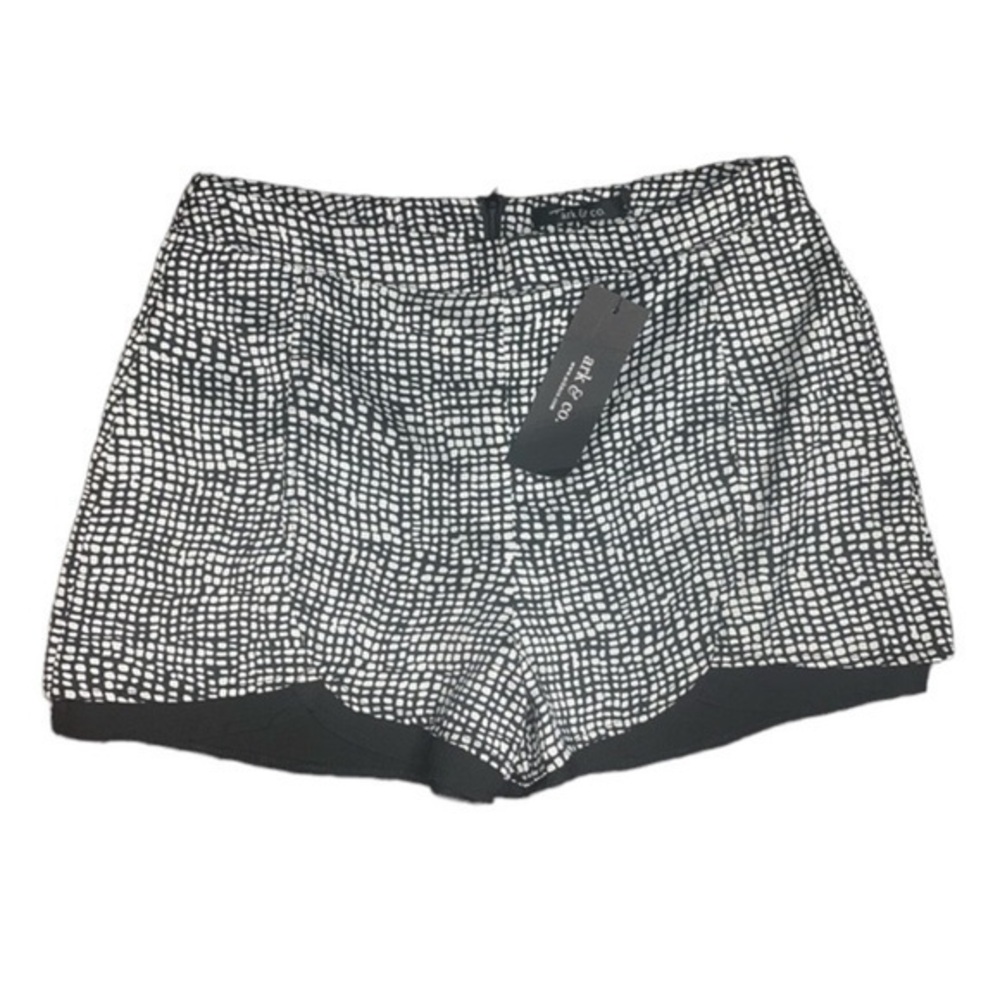 NWT Ark & Co M shorts